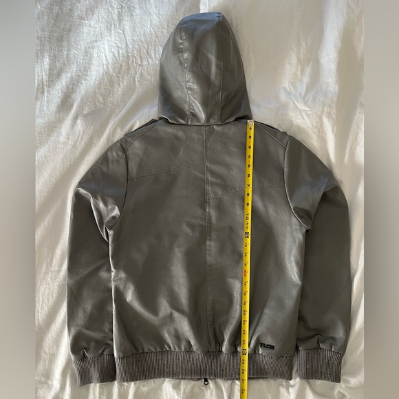 Volcom Hooded Grey Vegan Leather Jacket. Western Artwork Lining. Large - Picture 2 of 7